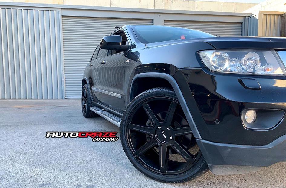JEEP-GRAND-CHEROKEE-REVERT-SATIN-BLACK